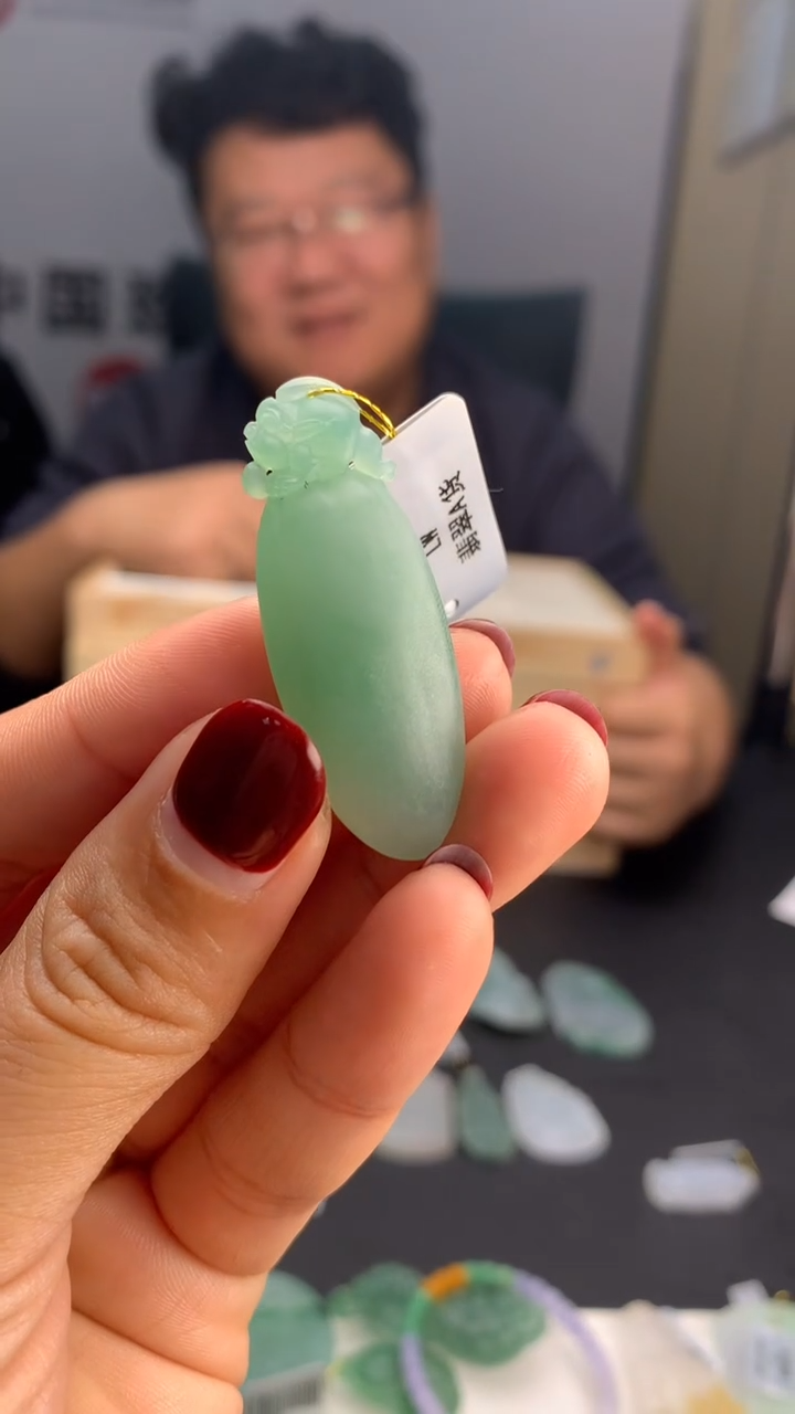 【闪购商品】定制翡翠未镶嵌