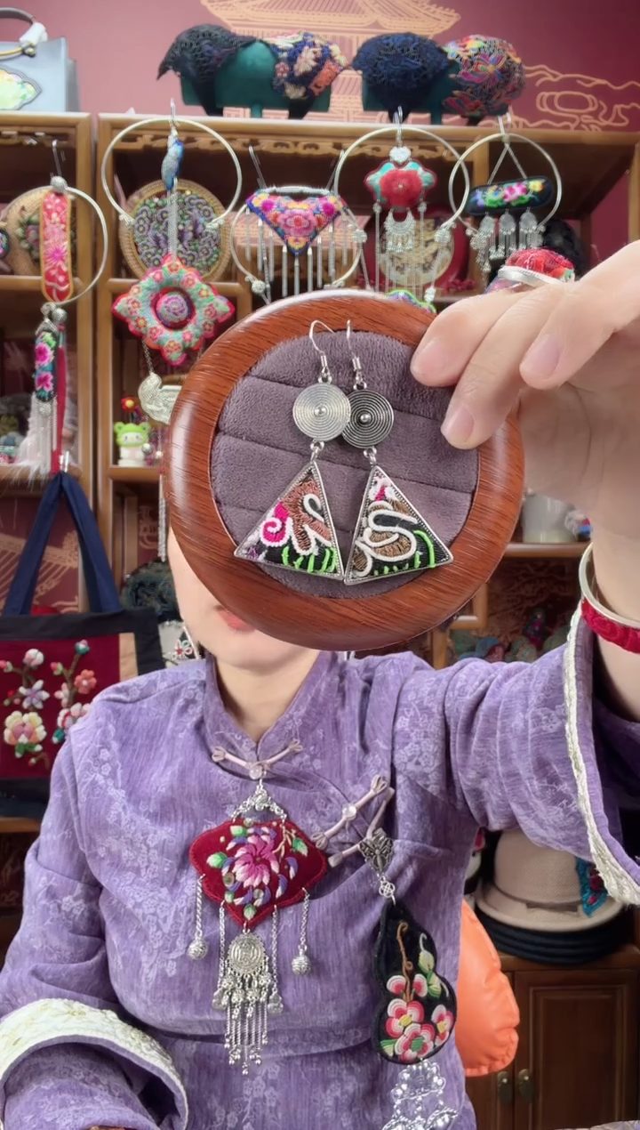 刺绣耳环20甜甜家