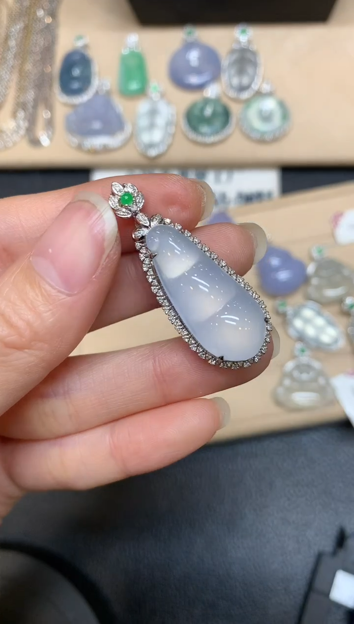 【闪购商品】翡翠吊坠(不含链)18K金镶嵌【无服务费