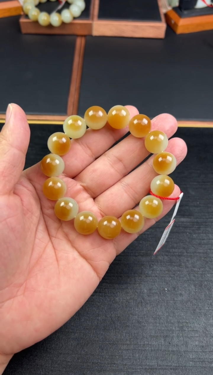 【闪购商品】和田玉手串未镶嵌且末金山微色差卡14