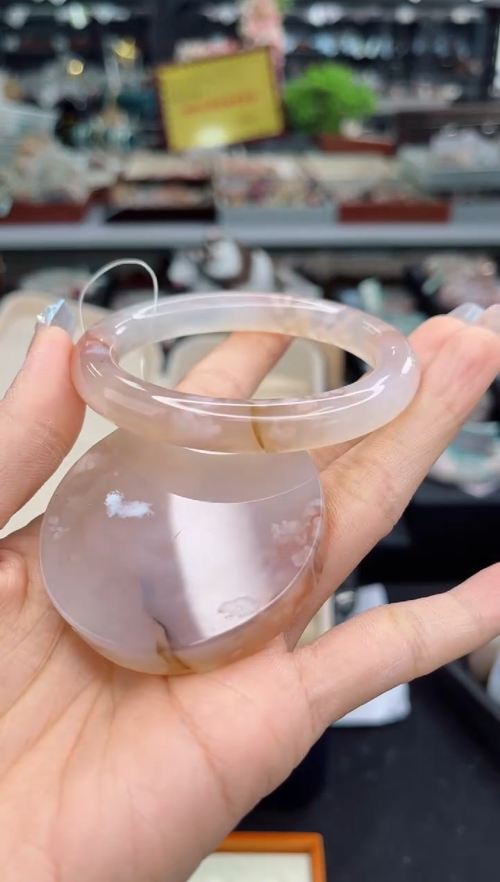 【闪购商品】石英质玉手镯未镶嵌55圈口（赠品镯心）6441731