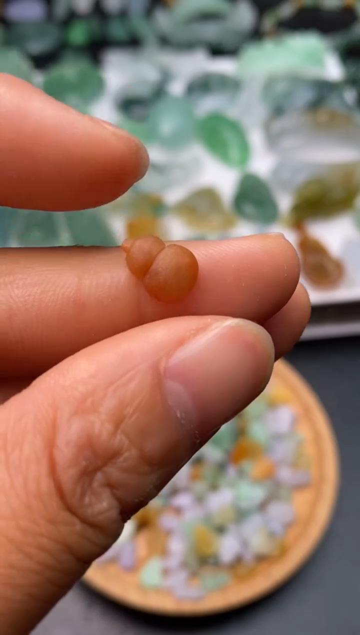 【闪购商品】定制翡翠未镶嵌翡翠毛货~多样性发货一个