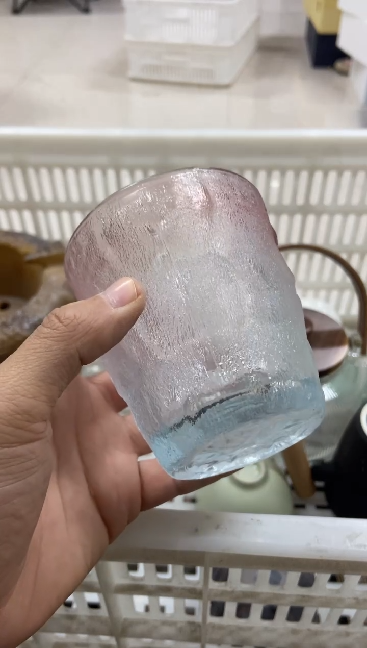 杯无运费险有瑕疵的摄影的产品有使用过的痕迹有点脏介意勿拍