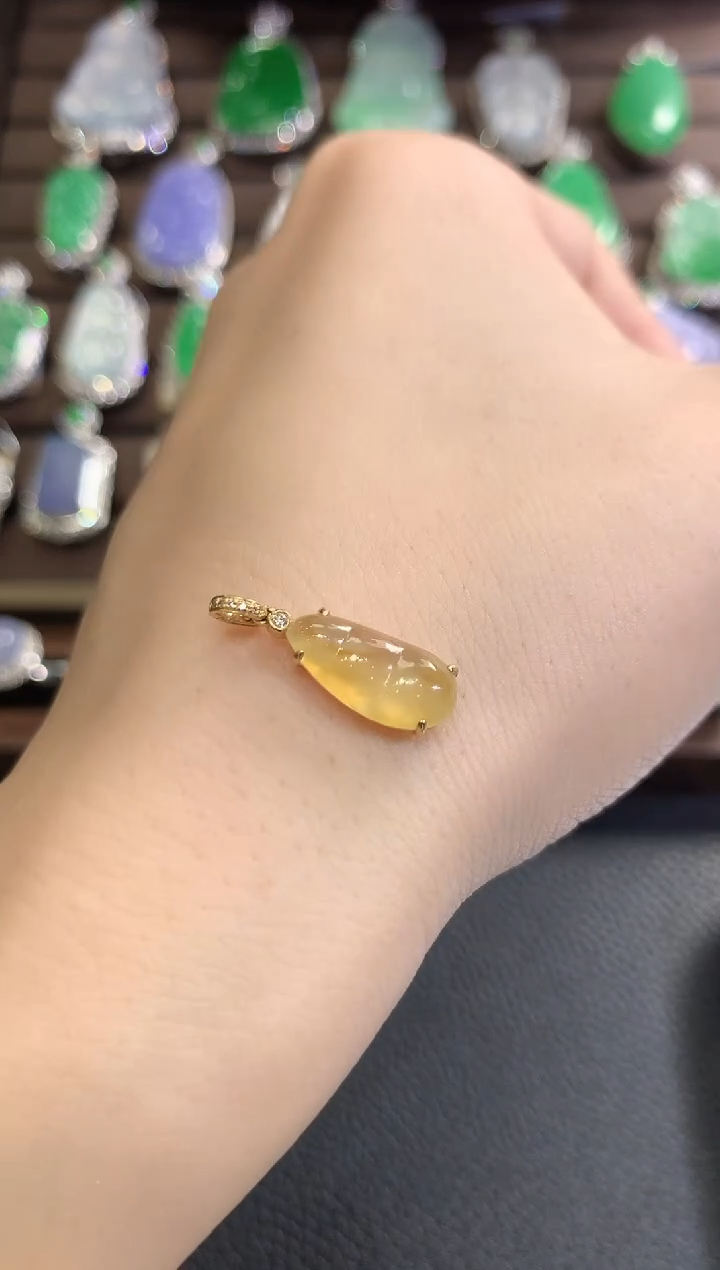 吊坠(不含链)18K金镶嵌翡翠秋日珠宝W2