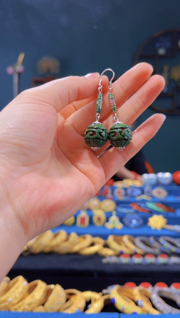 【闪购商品】非遗绝技 雕漆花卉耳环 绿