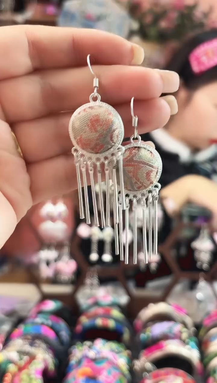 艺枝独绣手工饰品42