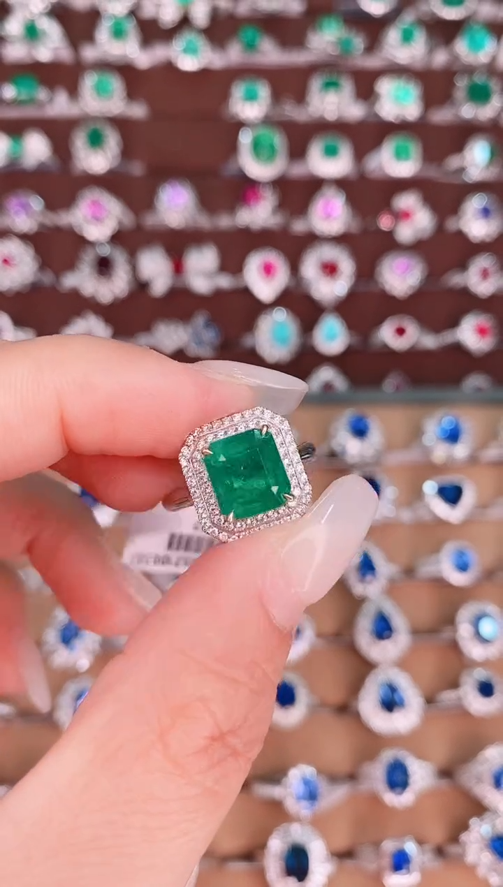 【闪购商品】祖母绿18K金戒指18K金镶嵌2.53克拉