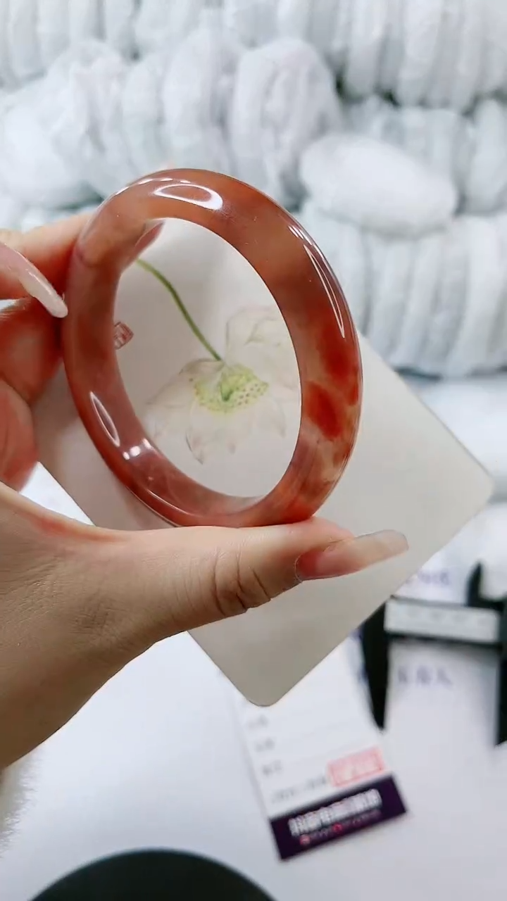 【闪购商品】石英质玉手镯未镶嵌0112389942-多样性发货