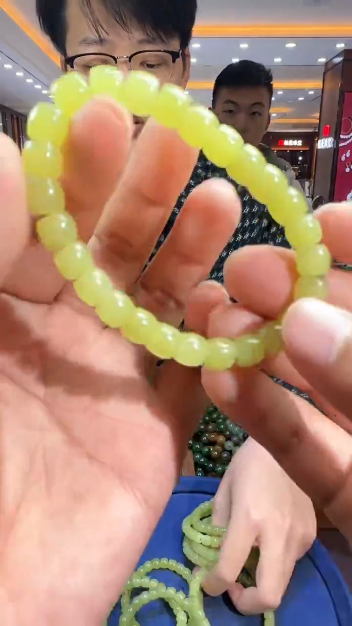 未镶嵌和田玉挂件【陆1122】23 7023 多样性发其一