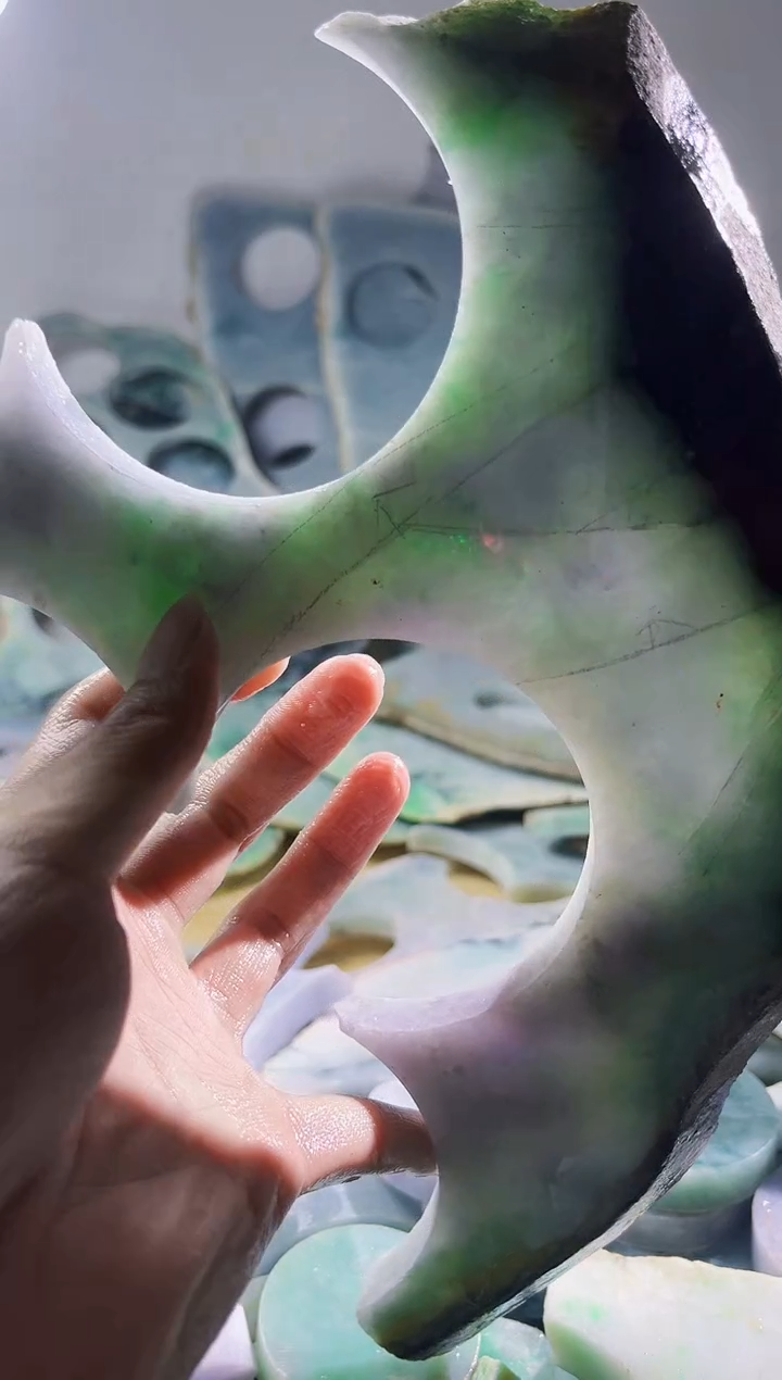 翡翠裸石 缅甸翡翠A货陈526