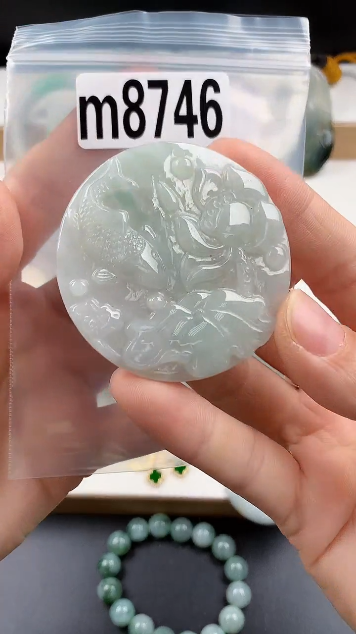 颈饰未镶嵌翡翠天然翡翠吊坠挂件