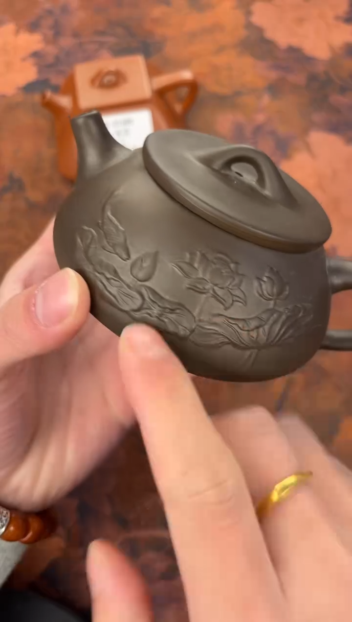 茶杯紫砂-荷花石瓢紫砂