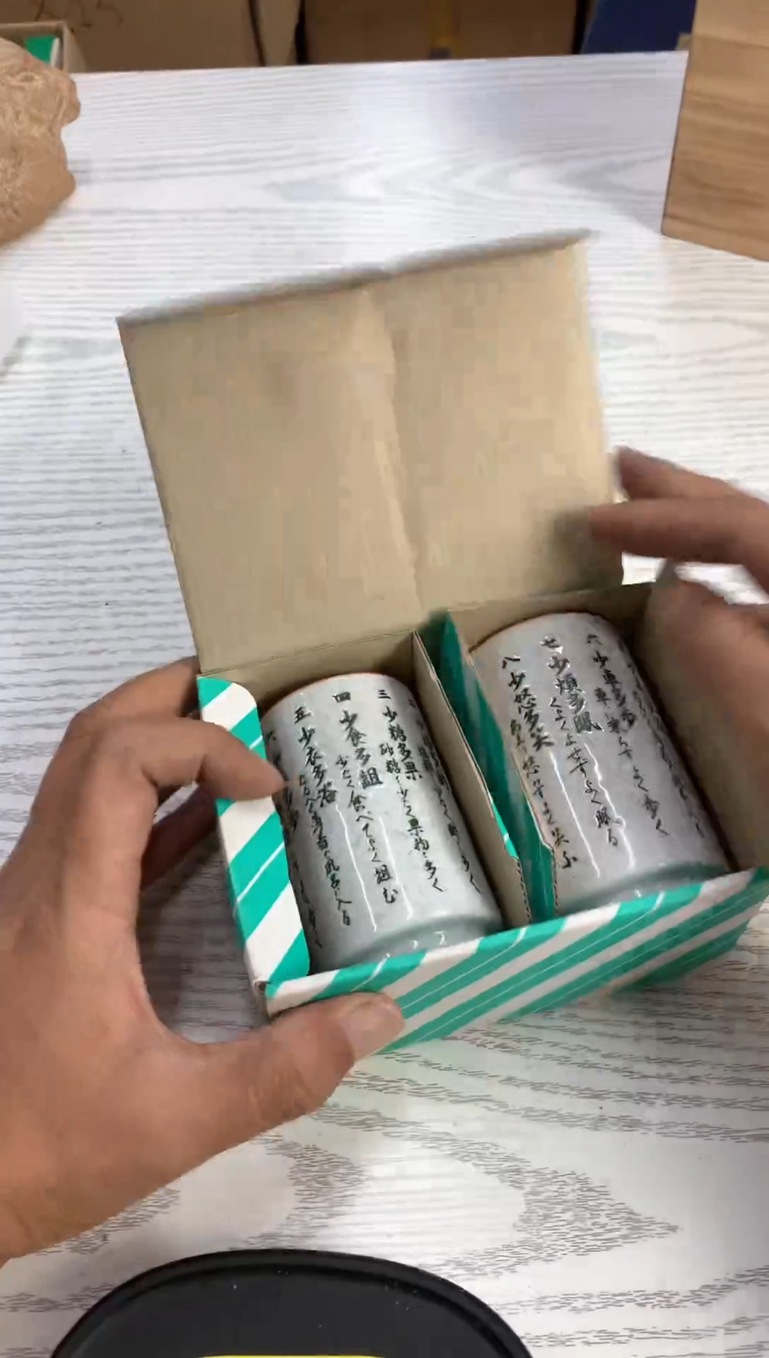 默认微瑕，不退不换，介意勿拍