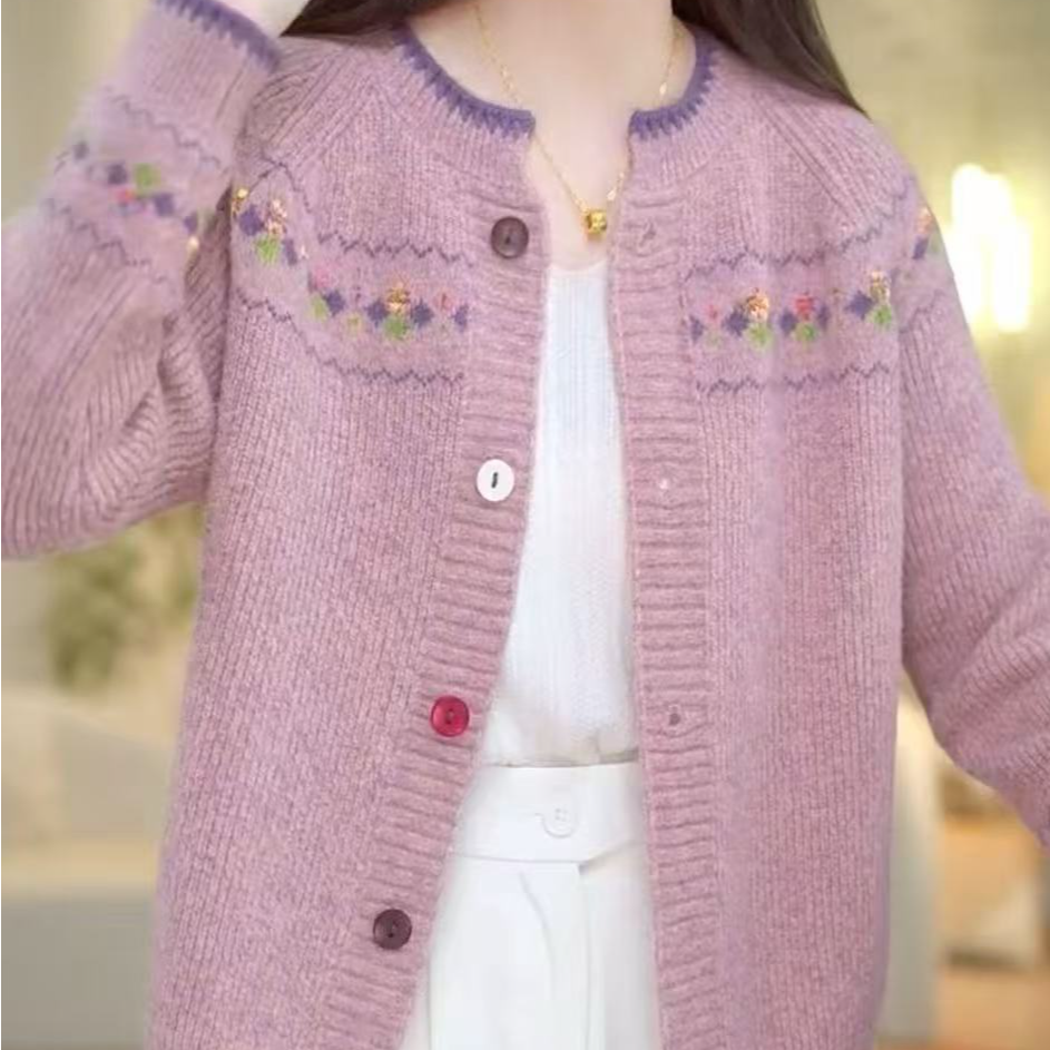 双股加厚软糯开衫外套女宽松刺绣圆领毛衣