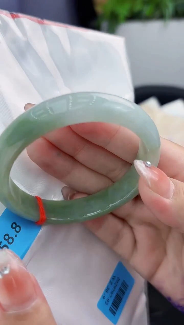 【闪购商品】翡翠手镯未镶嵌翡翠手镯