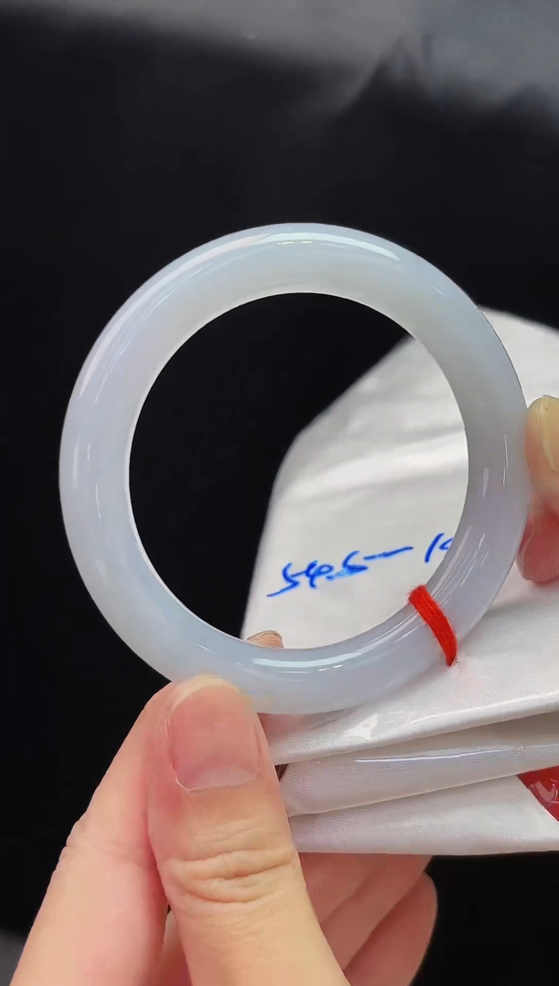 翡翠手镯未镶嵌53-55翡翠手镯37