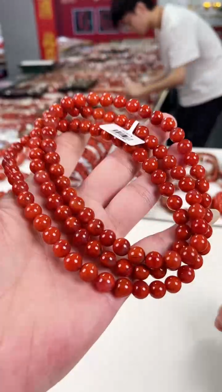 南红玛瑙瓦西多圈8+未镶嵌一个/条