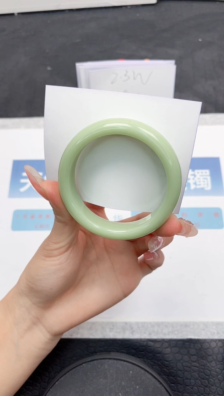 【闪购商品】石英质玉手镯未镶嵌A229-54