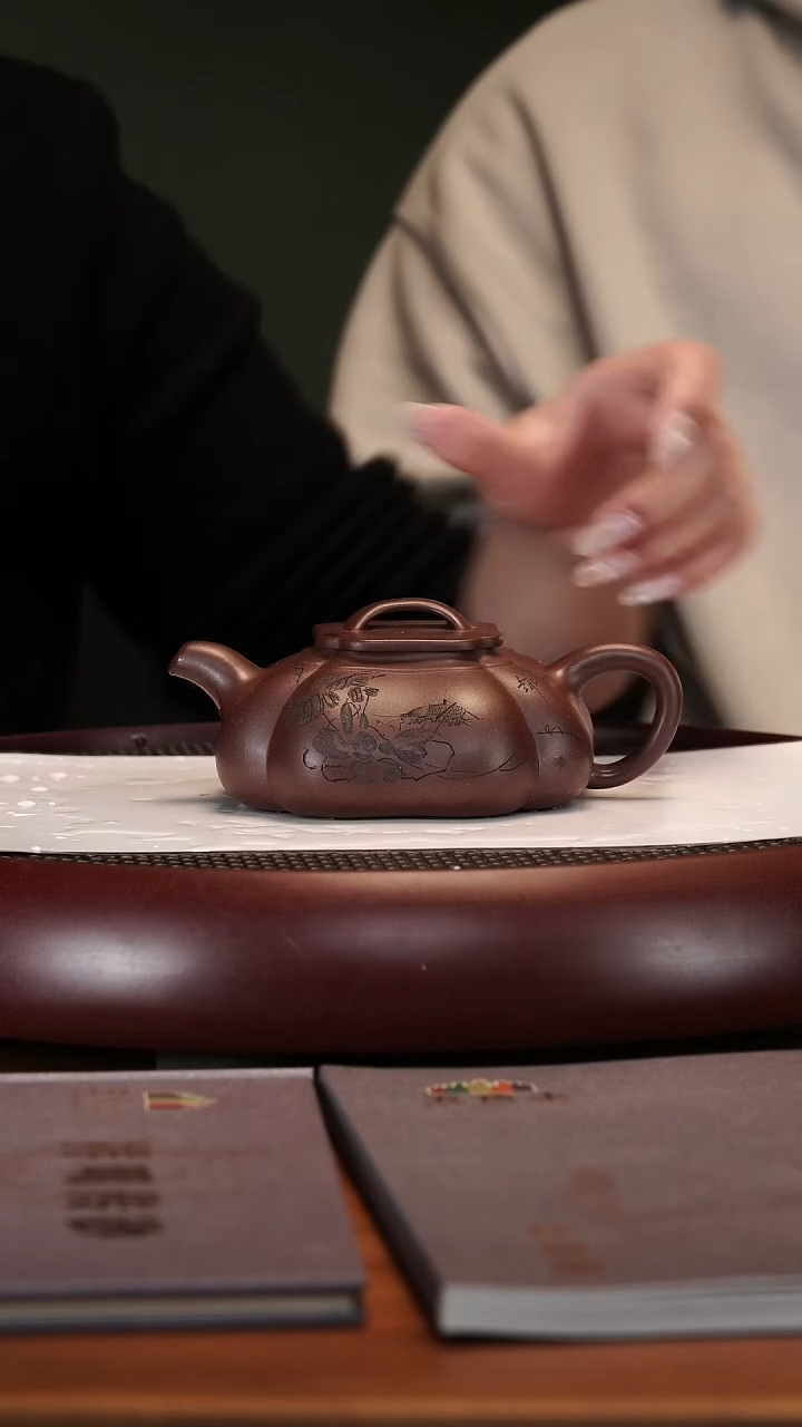 【闪购商品】紫砂茶壶2-99YXM筋纹清趣老紫泥300cc