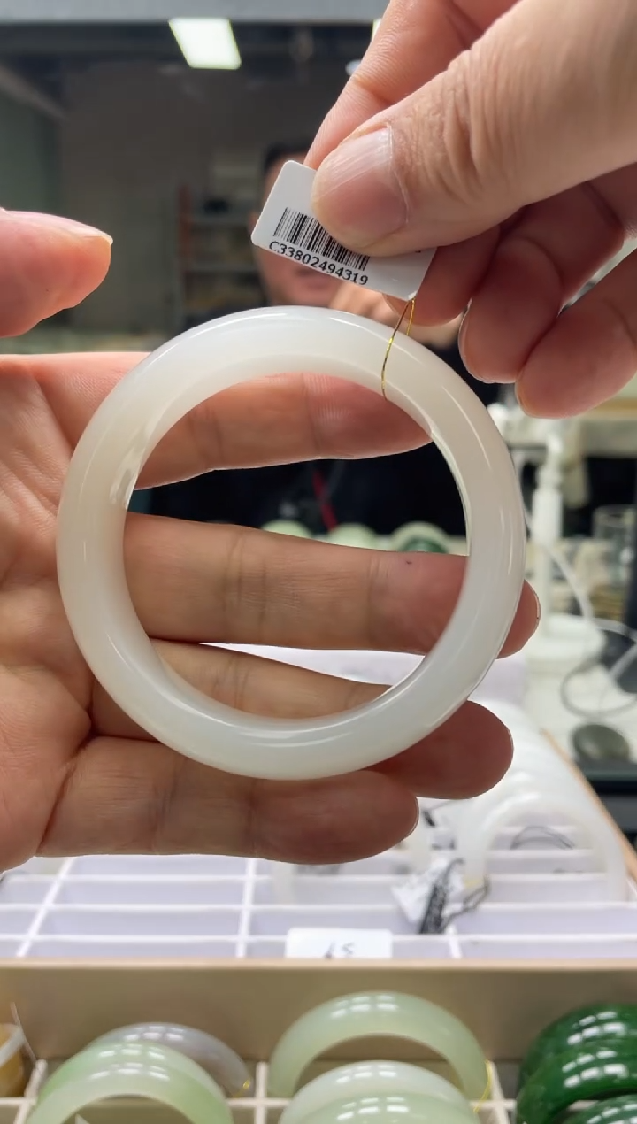 【闪购商品】和田玉手镯未镶嵌57-58-59圈口4319