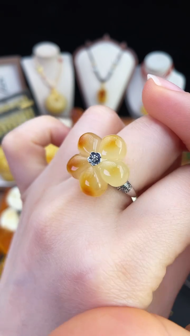 琥珀未镶嵌珠宝奇石柒月