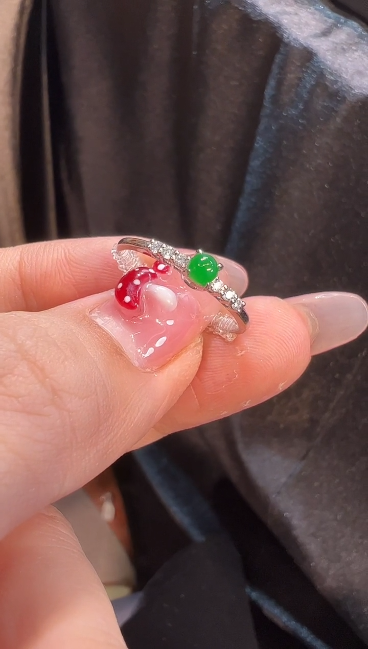 【闪购商品】翡翠戒指18K金镶嵌戒指