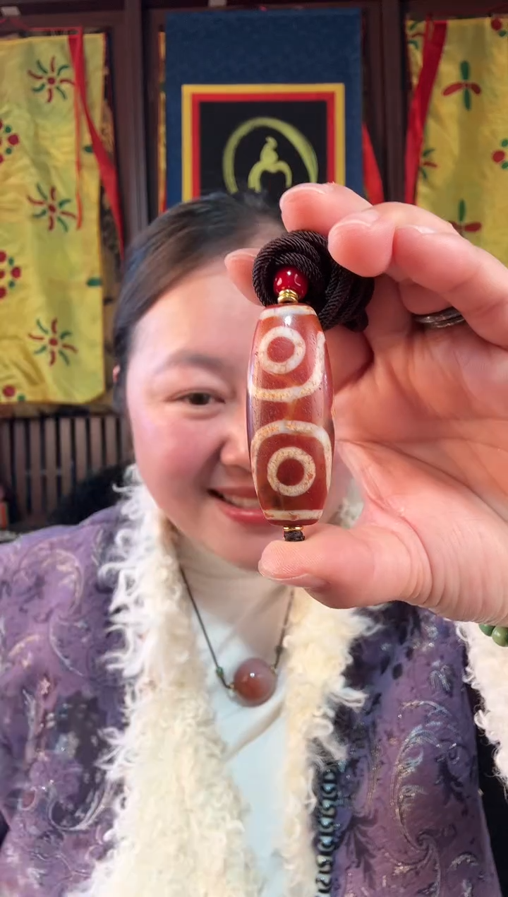 无非金属藏地红肉3眼古珠