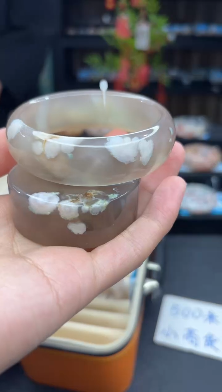 【闪购商品】石英质玉手镯未镶嵌587（59圈赠送镯心）