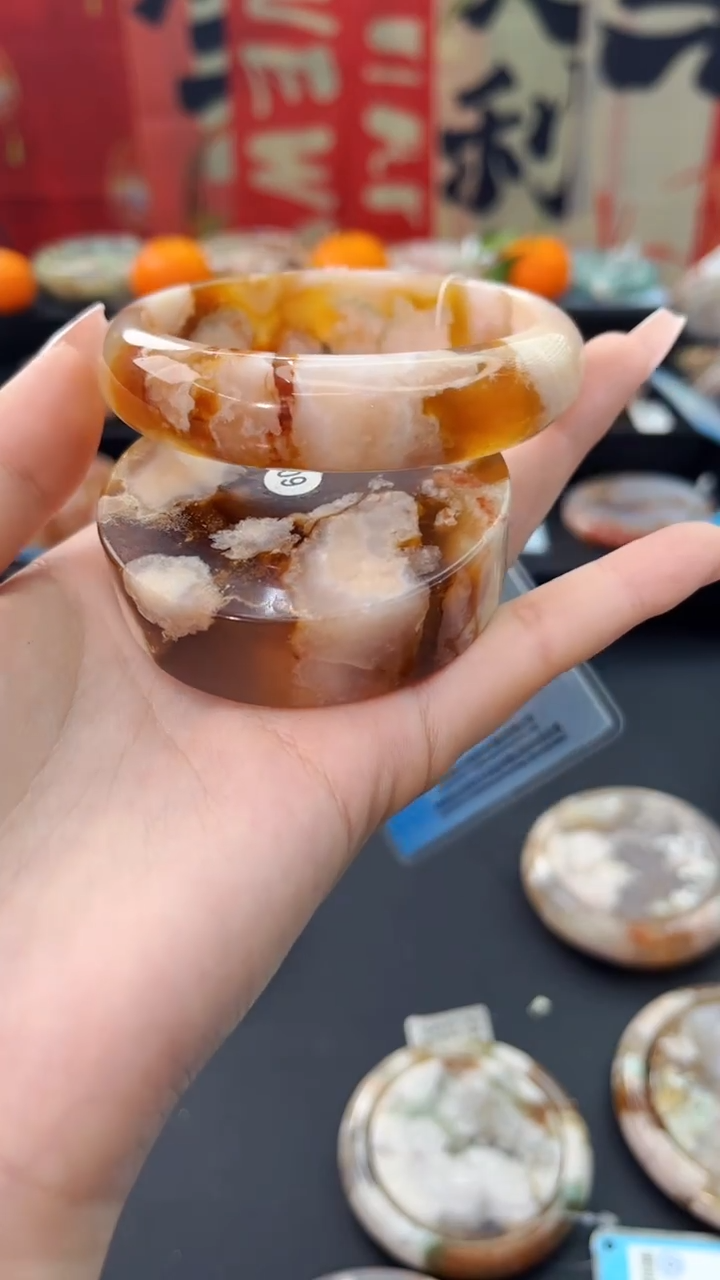 【闪购商品】石英质玉手镯未镶嵌赠送镯心（60圈口）