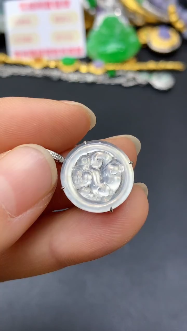 颈饰18K金镶嵌翡翠150-中国好珍宝