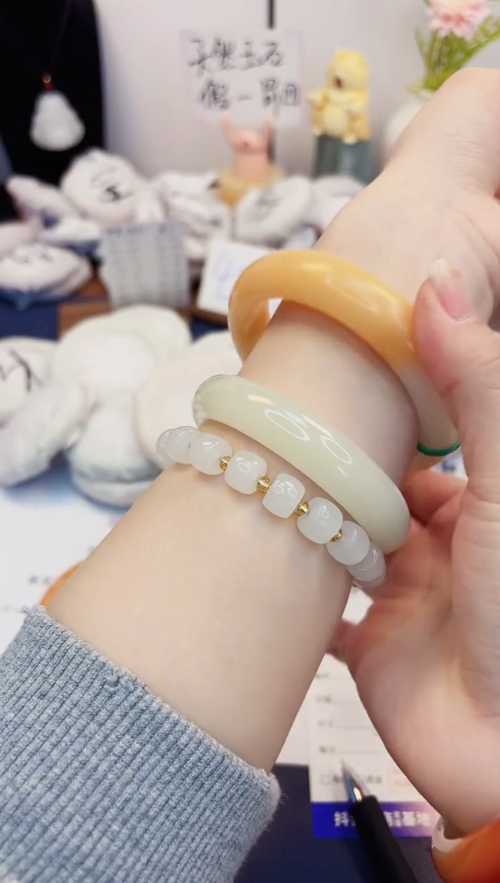 【闪购商品】石英质玉手镯未镶嵌387-财气镯-圈口63