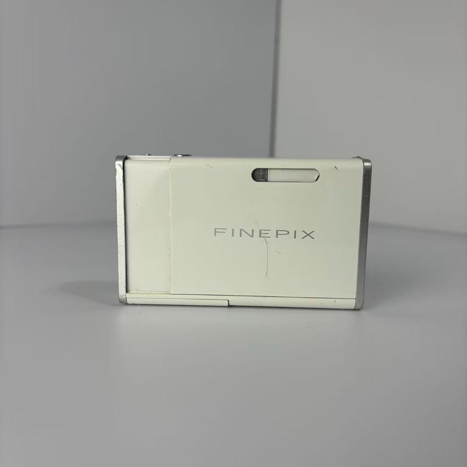 9新 Fujifilm/富士 z2 600万像素3倍变焦浓郁胶片氛围感 送xd卡