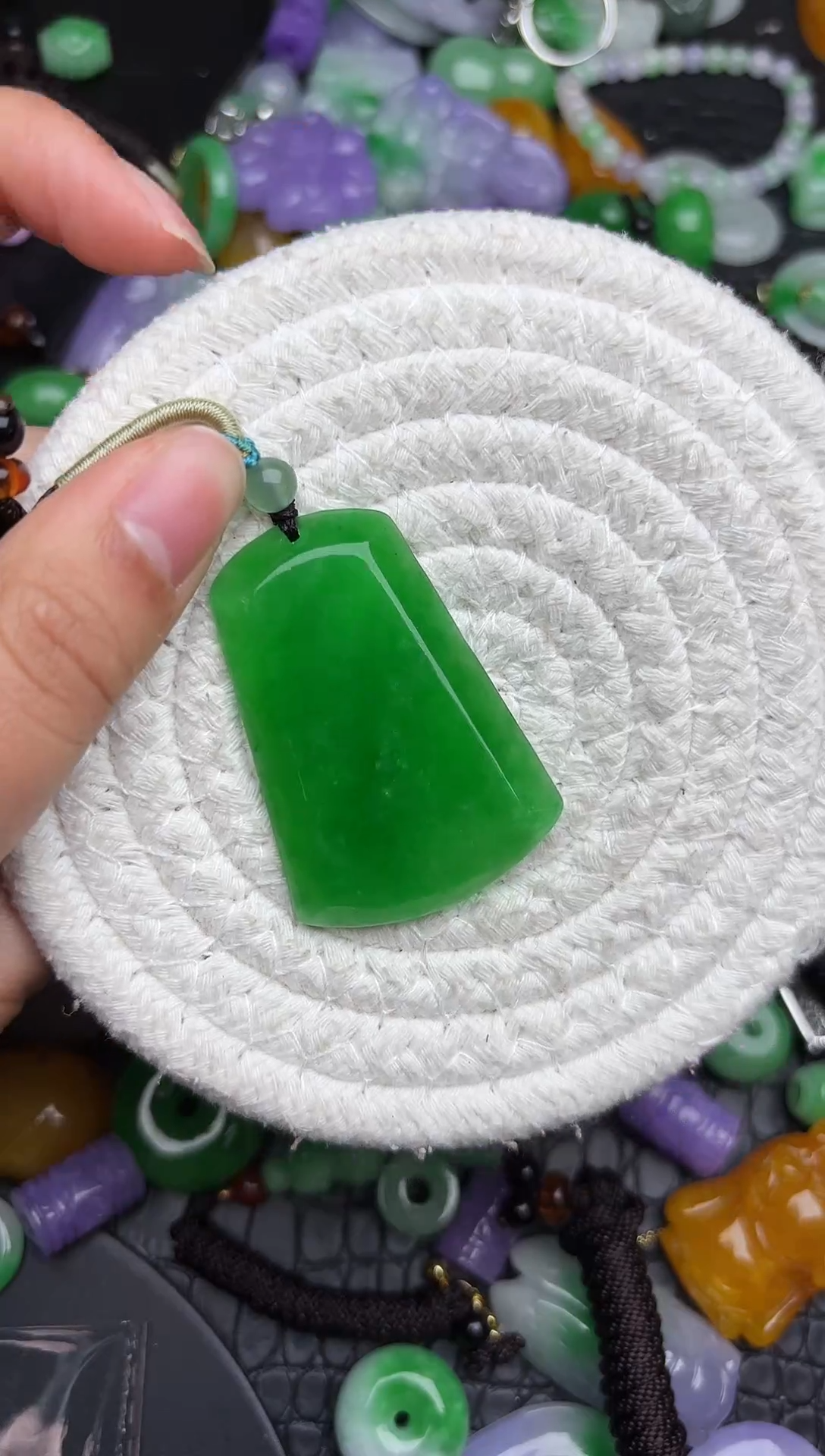 颈饰未镶嵌翡翠缅甸翡翠吊坠