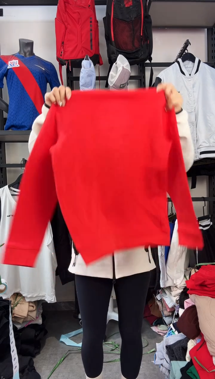 798编码 瑕疵款直播间过款为准 尺码    身高150