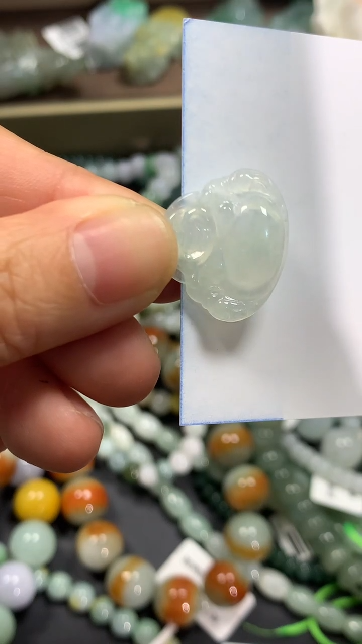 颈饰未镶嵌翡翠1