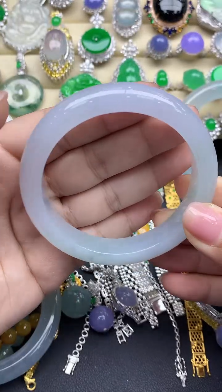 【闪购商品】翡翠手镯未镶嵌665-分2单总价16500