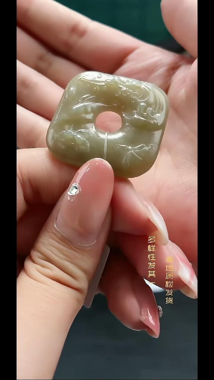 颈饰未镶嵌和田玉纯天然和田玉多样性发一