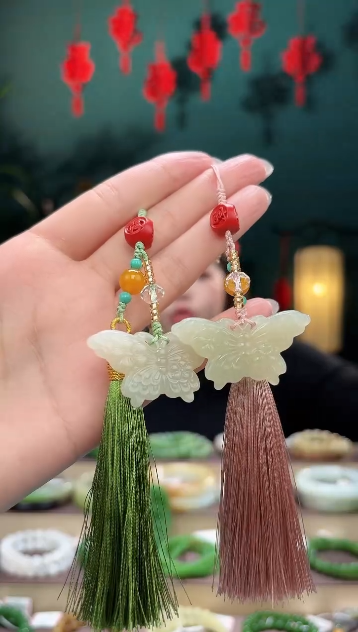 【闪购商品】和田玉挂件未镶嵌蝴蝶挂件多样性发一件