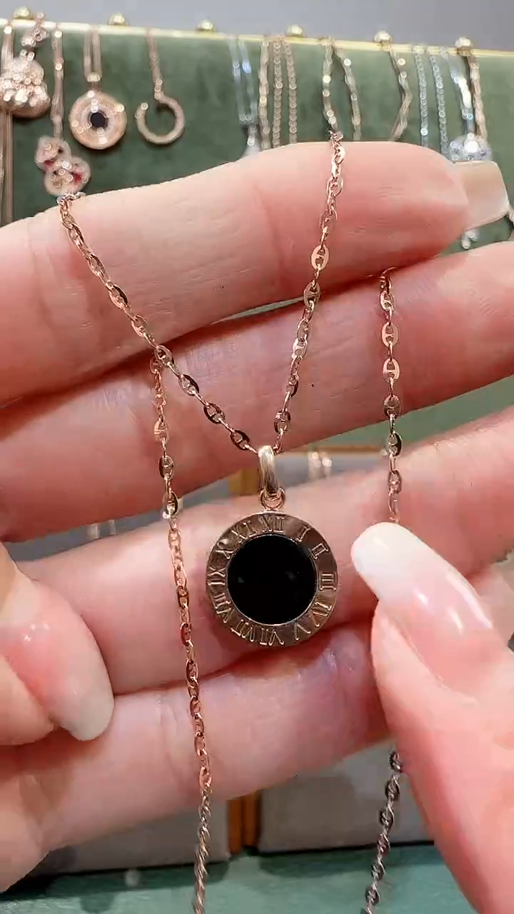 【闪购商品】玛瑙/玉髓吊坠(不含链)18K金镶嵌18K金黑白饼吊坠