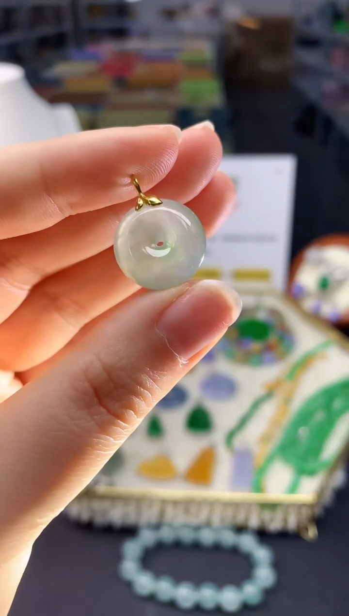 【闪购商品】翡翠吊坠(不含链)18K金镶嵌翡翠平安扣|不退不换