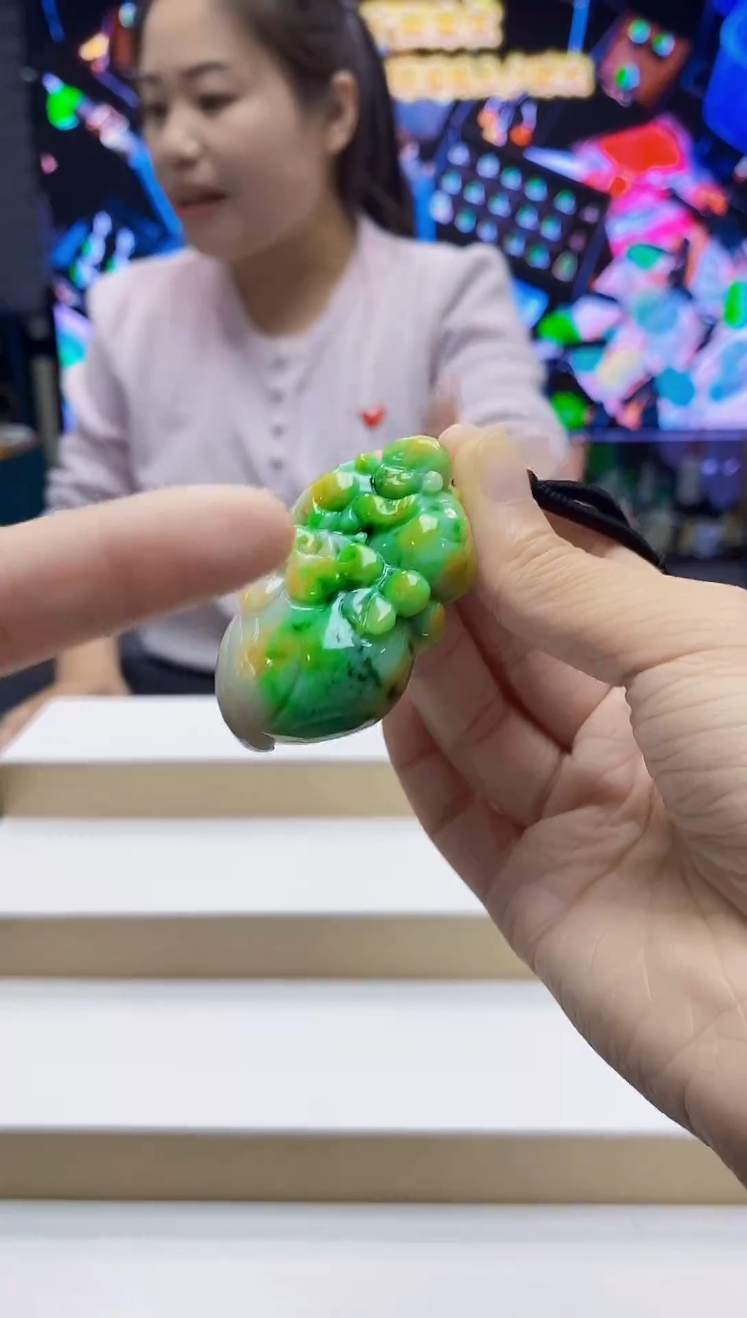 未镶嵌定制翡翠-毛货挂件