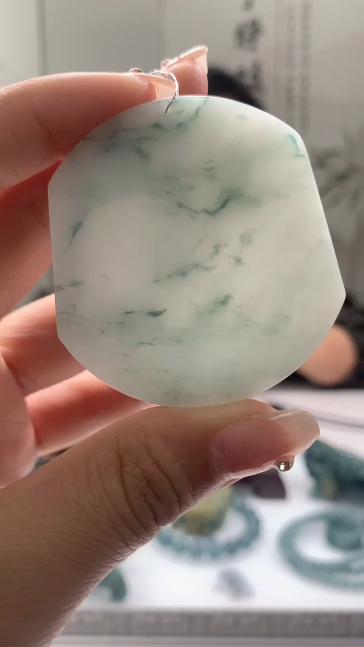 【闪购商品】翡翠颈饰未镶嵌翡翠