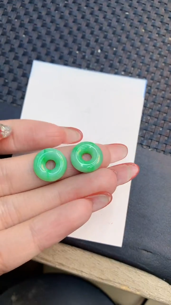 颈饰未镶嵌翡翠多样性发其一