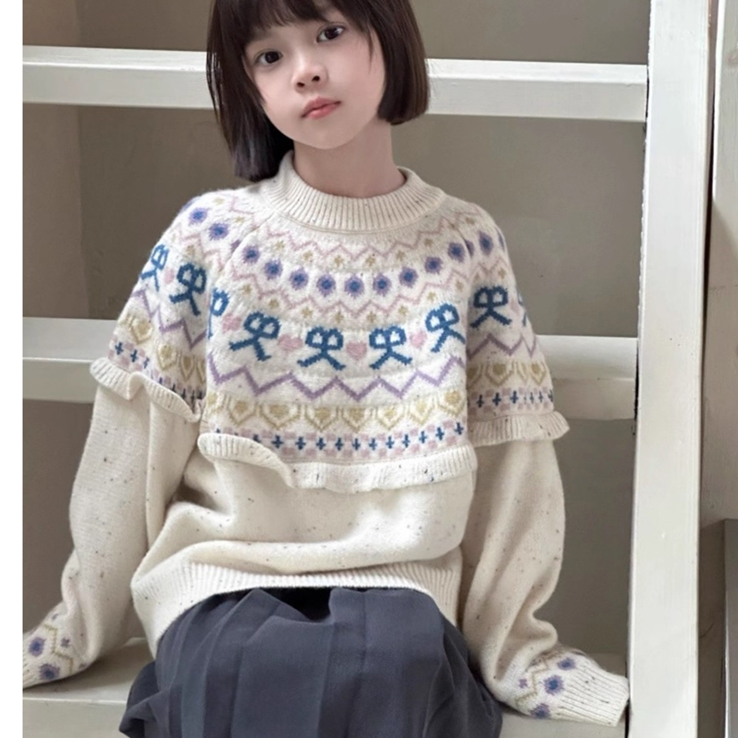 2025冬季新款彩点纱费尔岛提花木耳花边韩版女童毛衣M25443