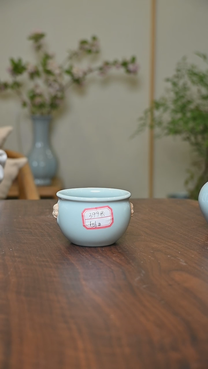 其他156#微瑕虎头缸杯天青釉朱晓辉款