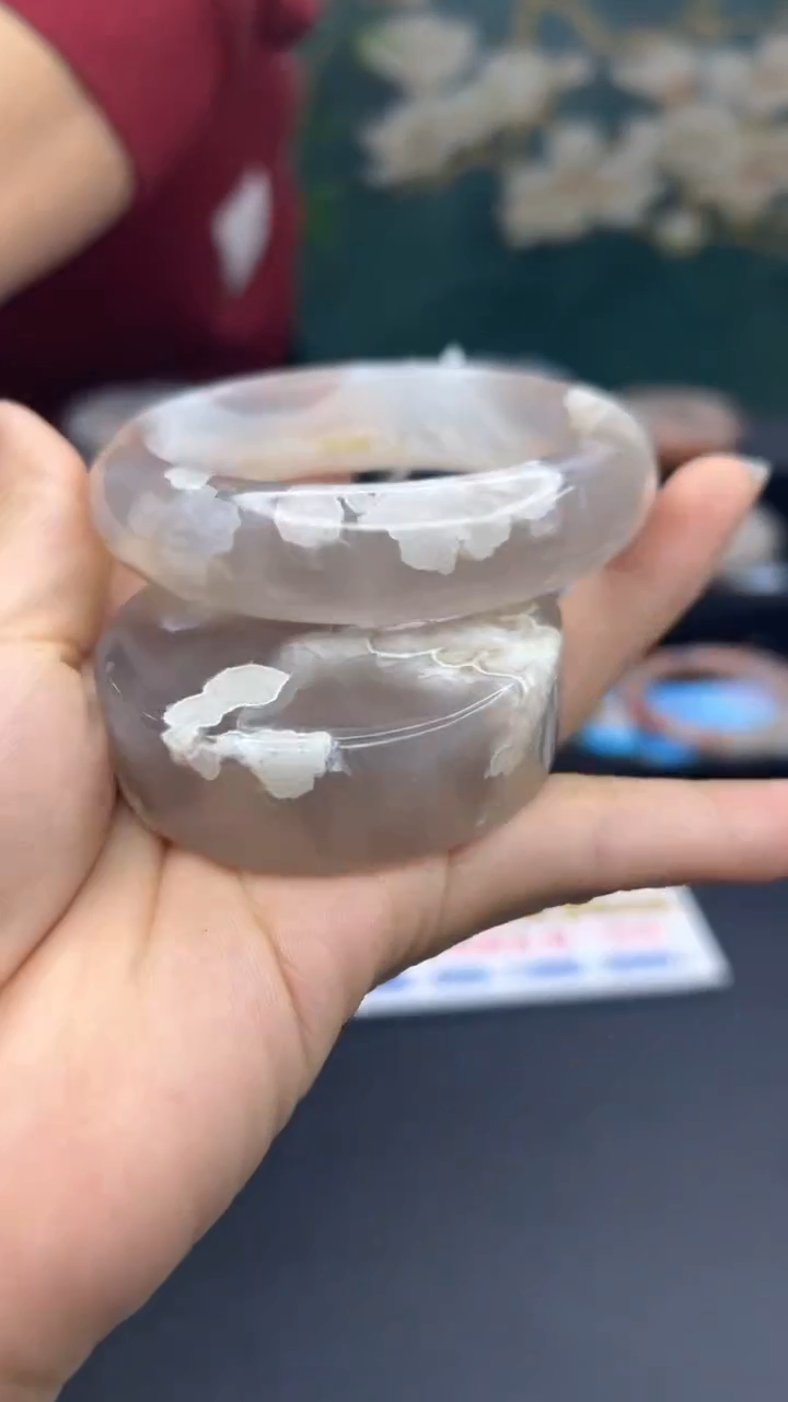 【闪购商品】石英质玉手镯未镶嵌A23(59圈赠送镯心)