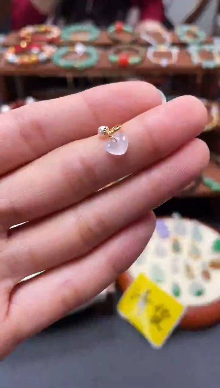 【闪购商品】翡翠吊坠(不含链)18K金镶嵌一个  JK725