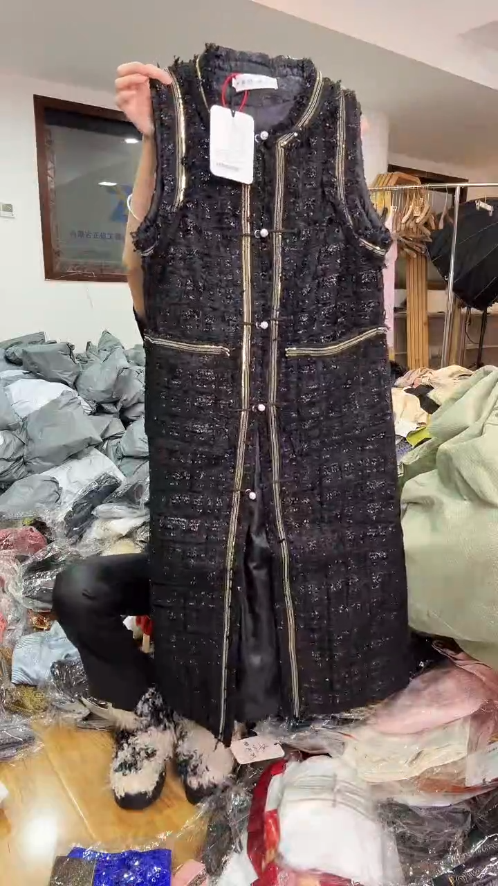 L码        105-115斤  马甲裙