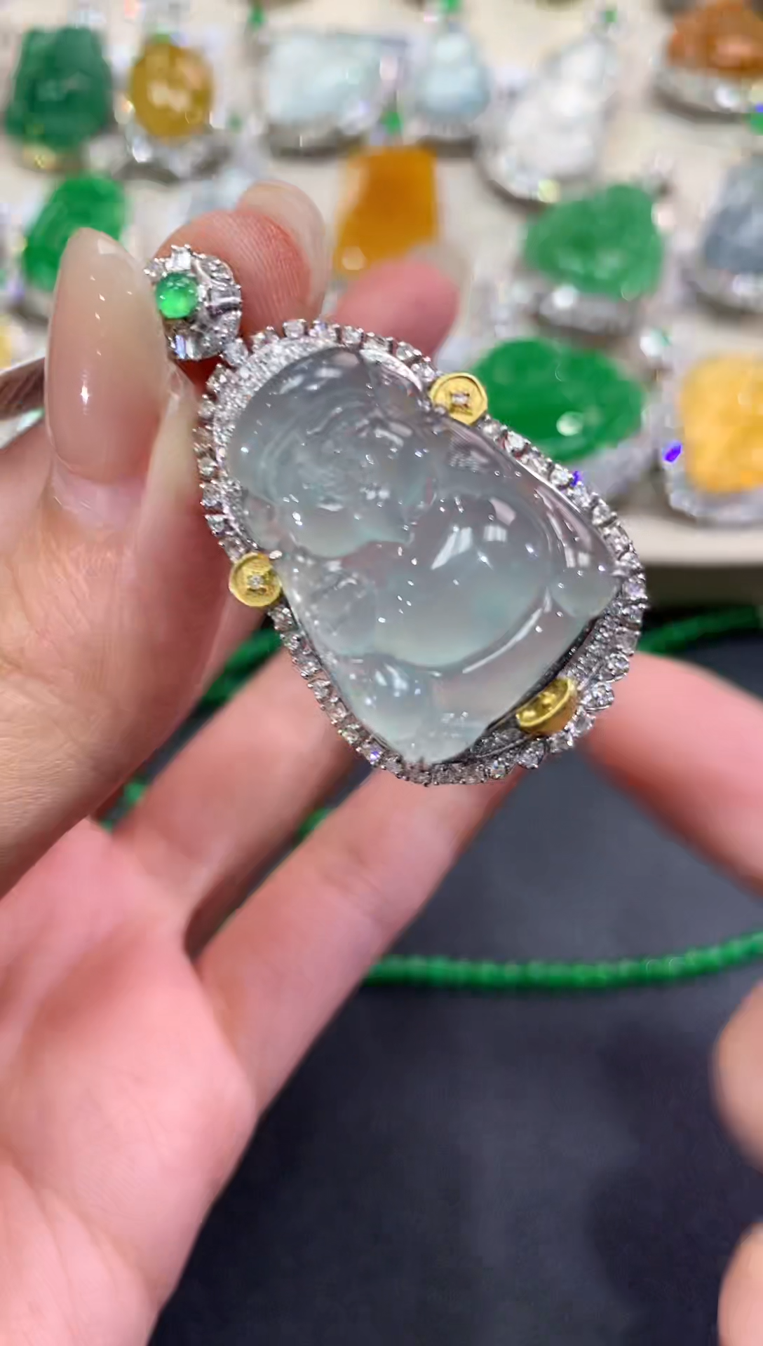 【闪购商品】翡翠吊坠(不含链)18K金镶嵌q215   