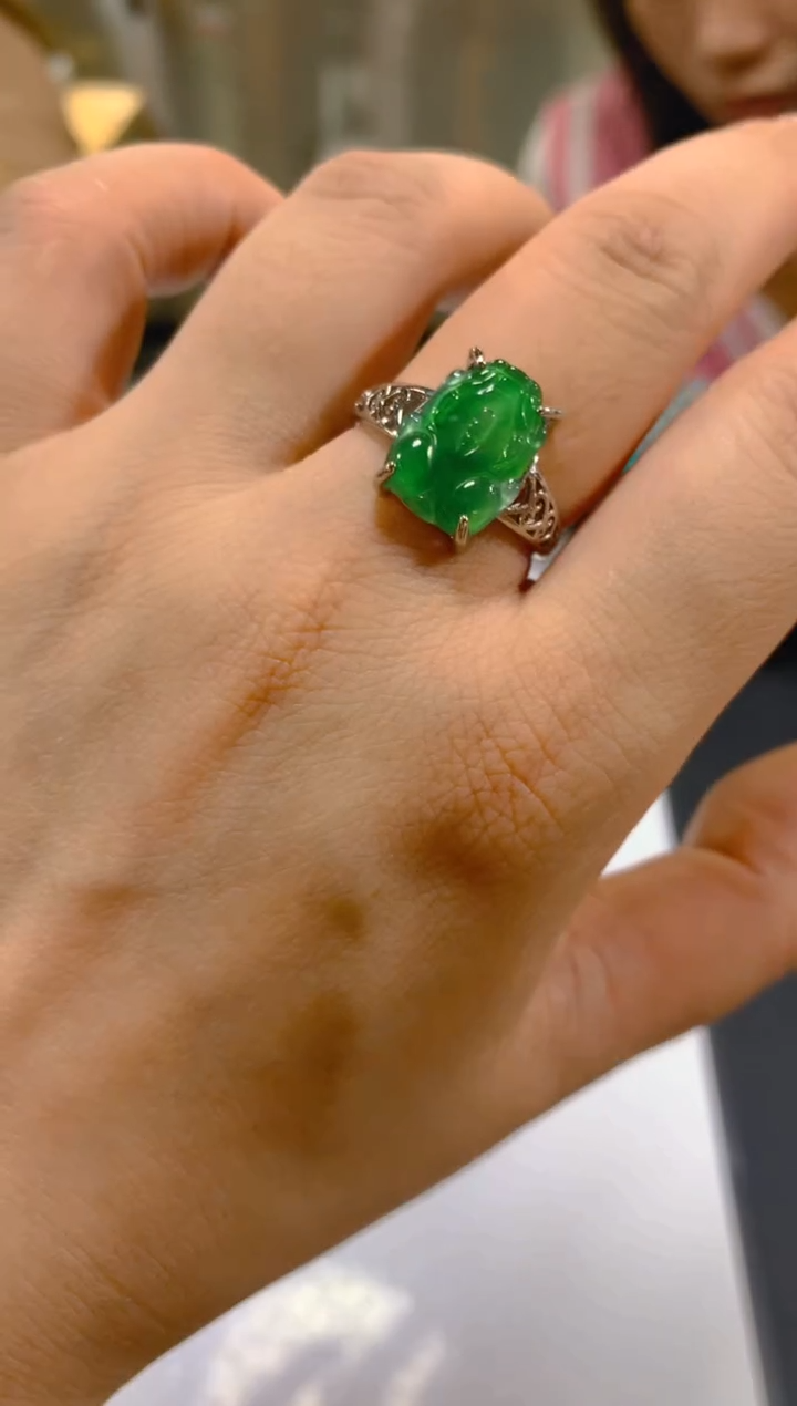 未镶嵌戒指翡翠多样性发一